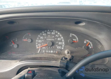 2003 Ford E-350 Super Duty Xl/Xlt z USA, uszkodzony, nr VIN 1FBSS31L03HB62394